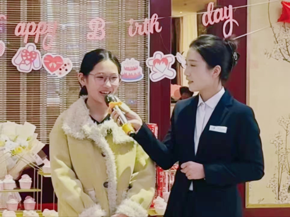人生第一次，主持夢的初次綻放
